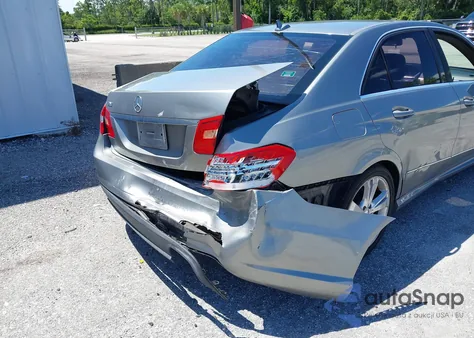 2013 Mercedes-Benz E 350 z USA, uszkodzony, nr VIN WDDHF5KB0DA742160